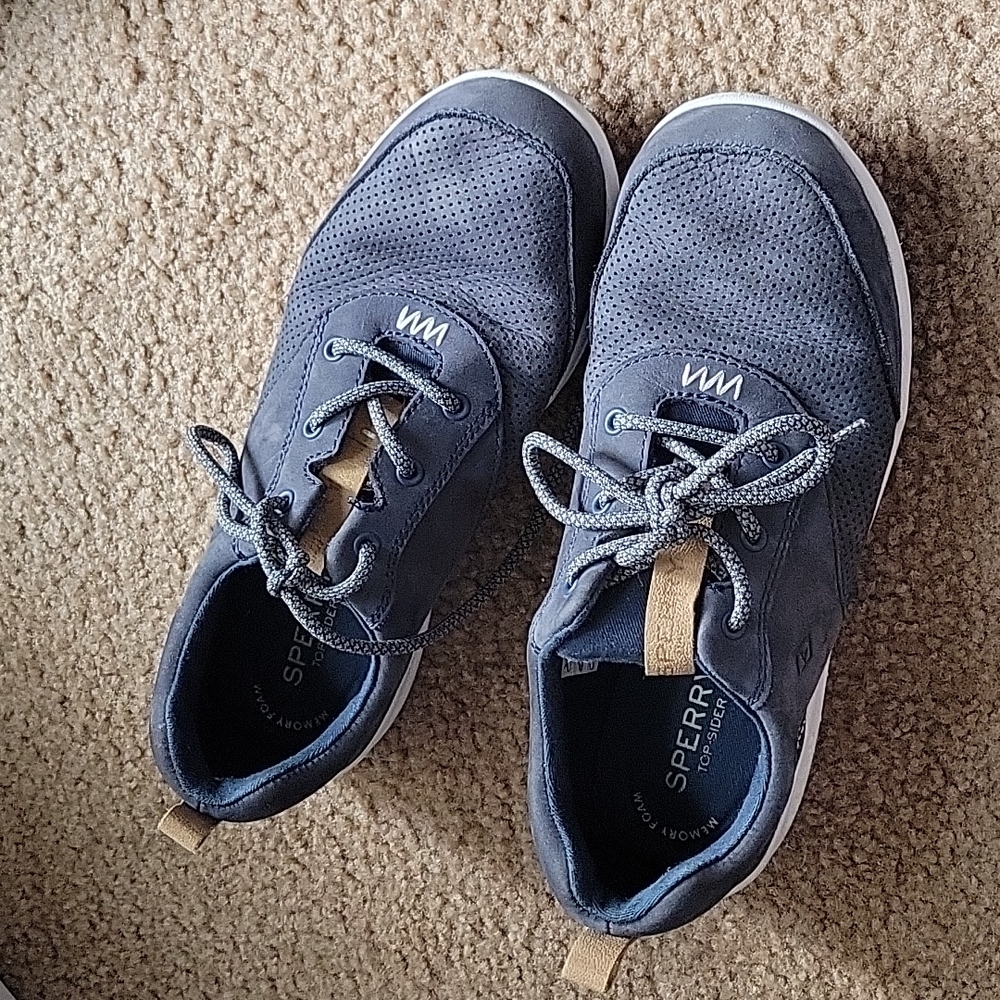 Sperry boys shoes